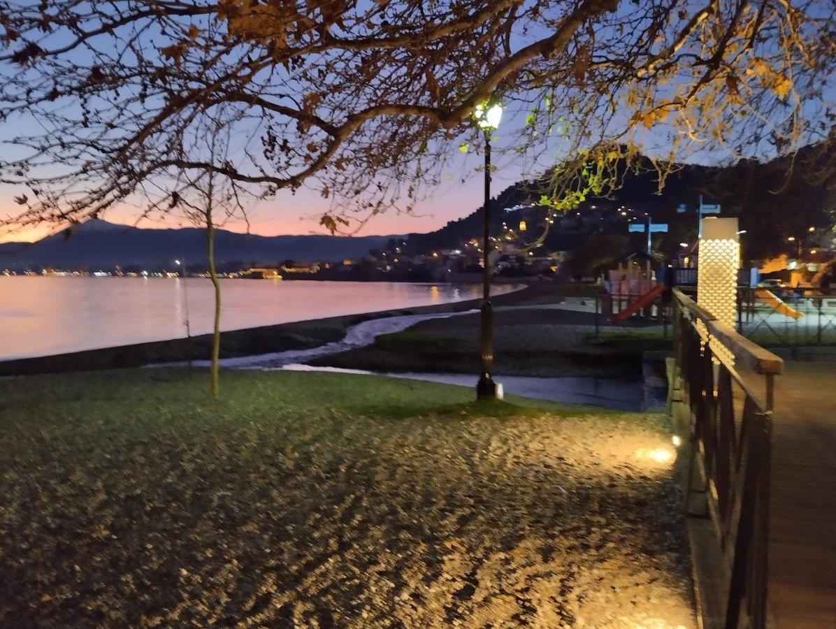 Apartmán Πέτρινο Στη Θάλασσα Nafpaktos Exteriér fotografie