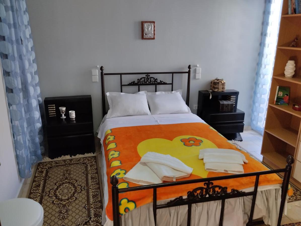 Apartmán Πέτρινο Στη Θάλασσα Nafpaktos Exteriér fotografie